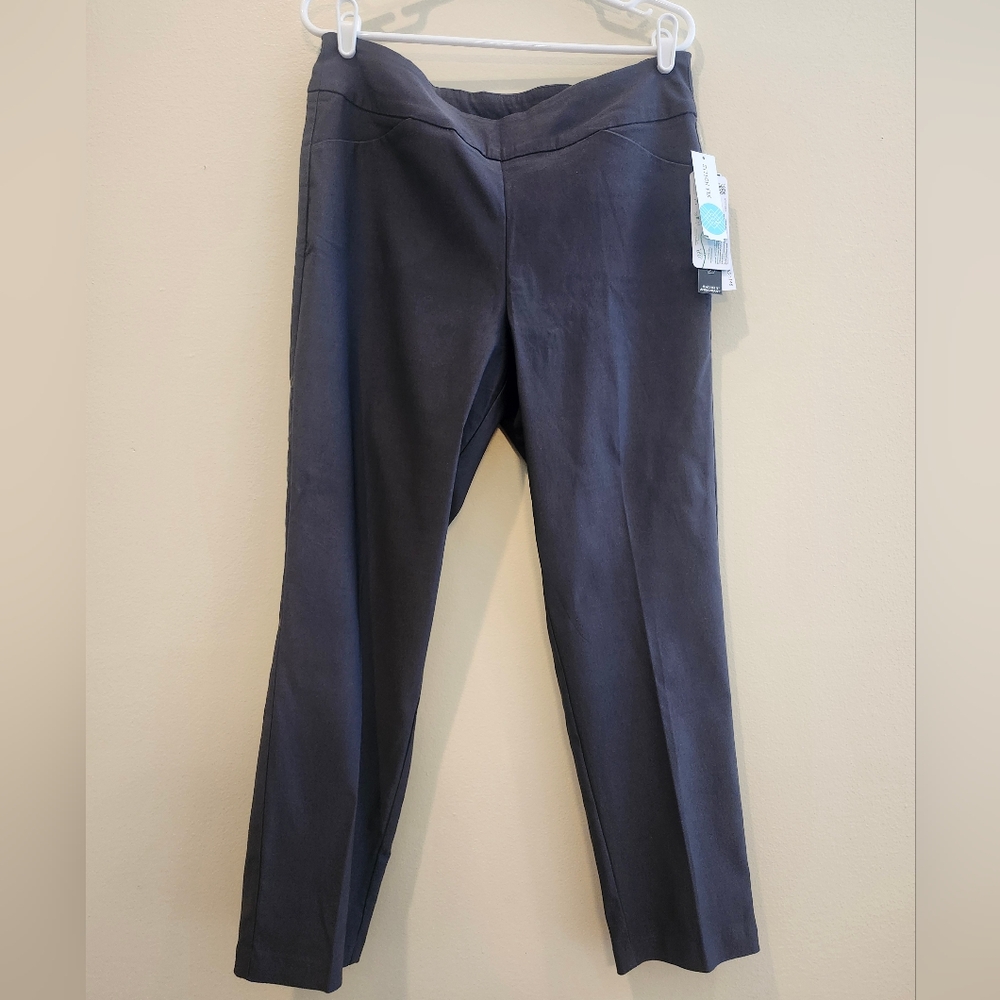 Tribal, size 14, grey